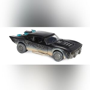 2022 "THE BATMAN" CAR 11-12" LONG MAKES NOISES CHASING PENGUIN MUDD ALL OVER !!!